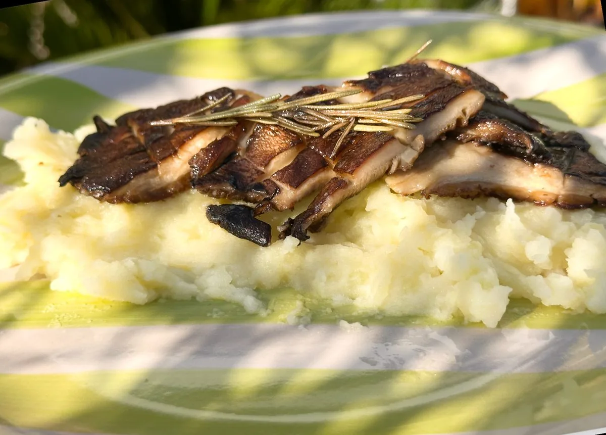 Ridiculously good mushroom steaks
