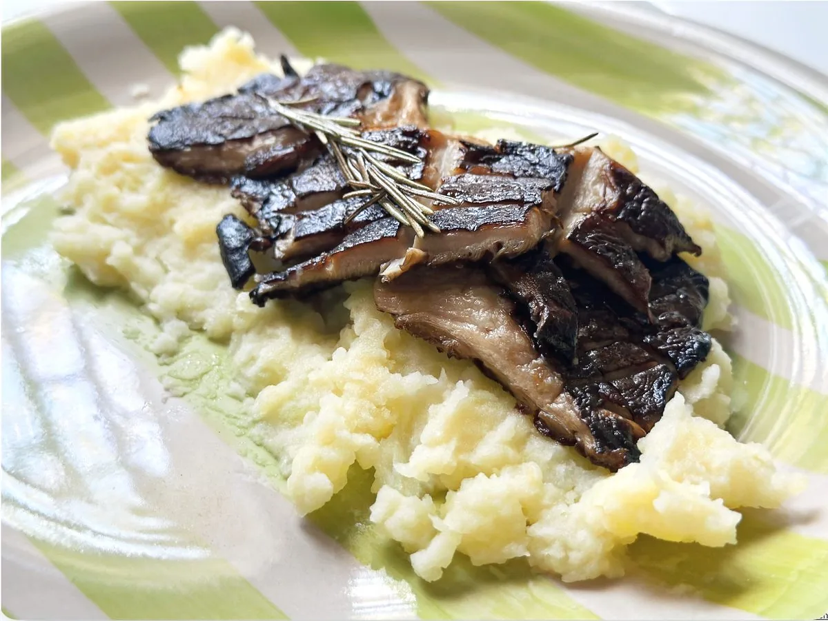 King oyster mushroom steaks