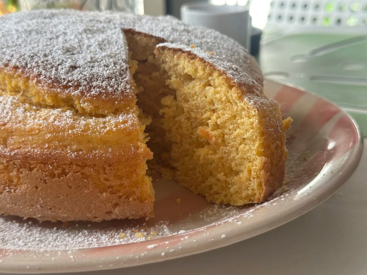 Fit carrot cake for breakfast
